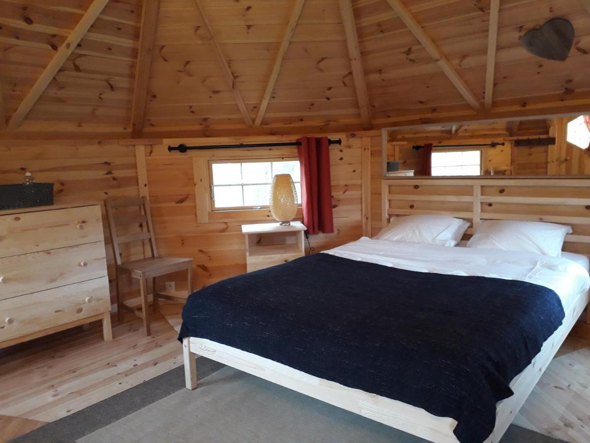 Camping Le Vallage Attigny Bagian luar foto